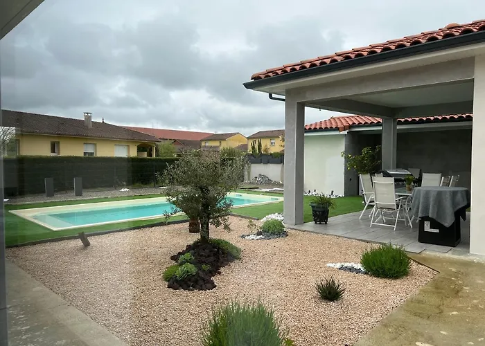 Maison De Fanny